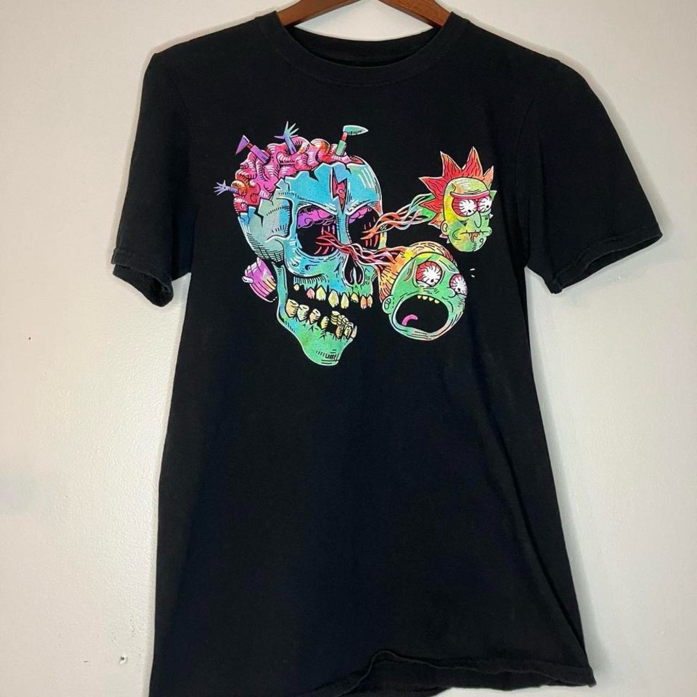Rick and Morty tee